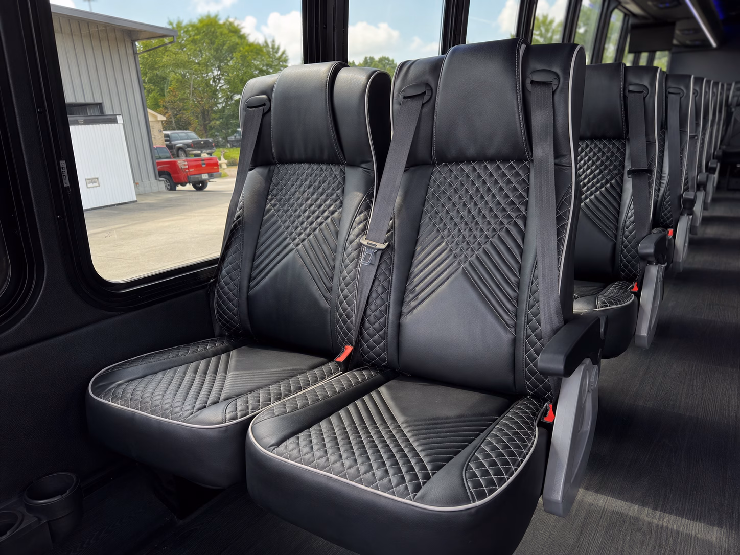 find a bus for bismarck bobcats and bismarck larks games