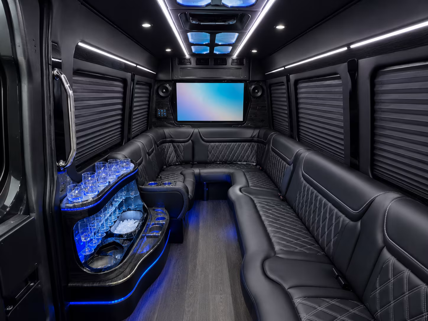 get online pricing for bismarck corporate bus rentals in under 30 seconds