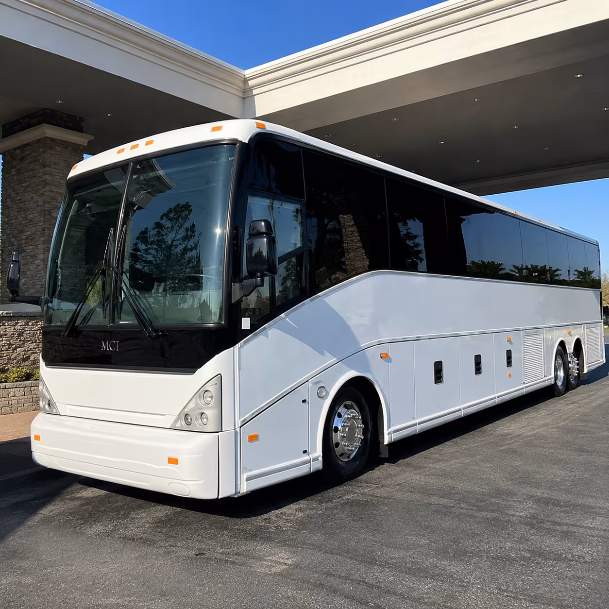 minot charter bus